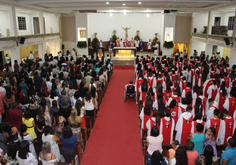 A Crisma é o sacramento que nos dá o Espírito Santo.(Fotos: Nanda Moura)