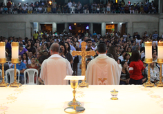 Adoração dedicada ao dia das Mães Fotos: (Nanda Moura)