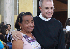 Padre Eugênio comemora 13 anos de sacerdócio.(Fotos: Nanda Moura)