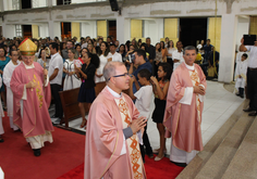 A Crisma é o sacramento que nos dá o Espírito Santo.(Fotos: Nanda Moura)