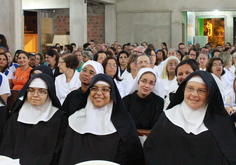 Padre Eugênio comemora 13 anos de sacerdócio.(Fotos: Nanda Moura)