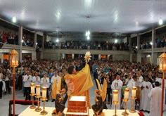 Adoração dedicada ao dia das Mães Fotos: (Nanda Moura)