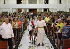 Celebração da Paixão do Senhor (Paróquia do Santíssimo Redentor) Fotos: Nanda Moura