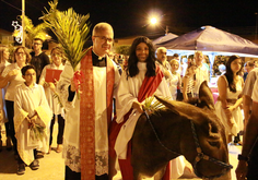 Domingo de Ramos ( Santa Missa na Matriz do Santíssimo Redentor) Fotos: Nanda Moura