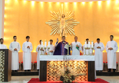 Santa Missa dominical com Padre Wagner Gonçalves ( Fotos: Nanda Moura)